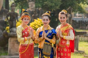 14 Days Best Of Vietnam & Laos Tour