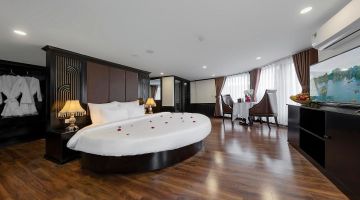 Margaret Suite with Balcony