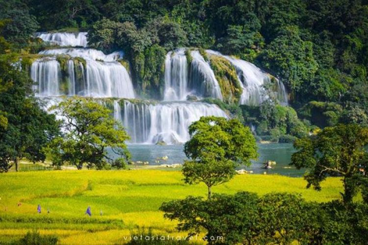 3 Days Hanoi - Ba Be - Cao Bang - Ban Gioc Waterfalls Tour