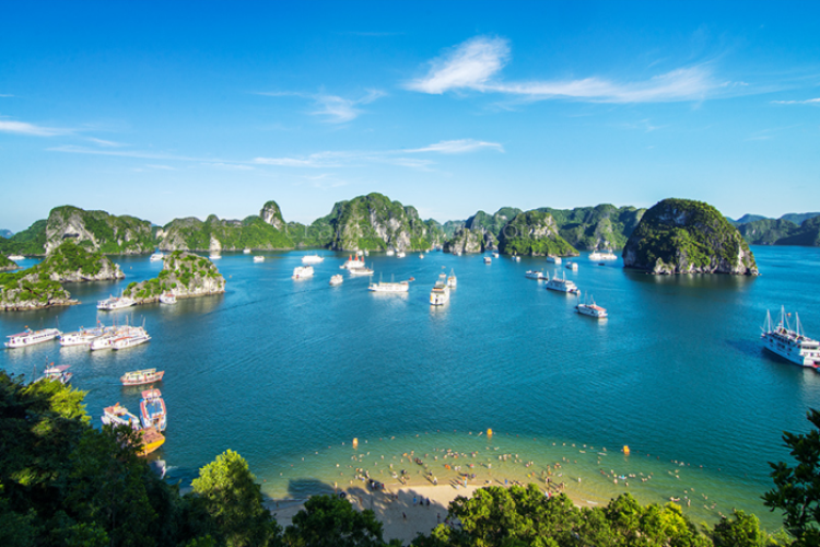 Halong Bay Cruise Excursion