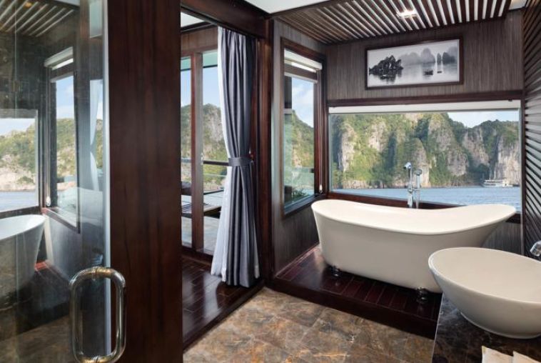 Orchid Exclusive Suite Bathroom