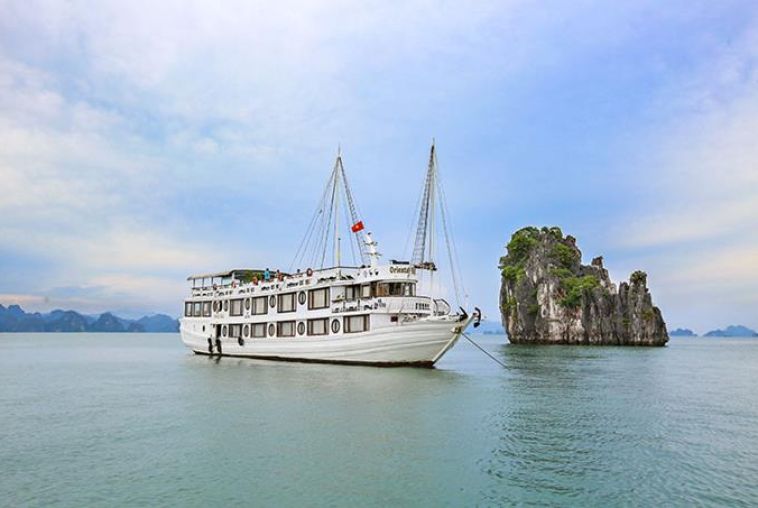 Oriental Sails Cruise