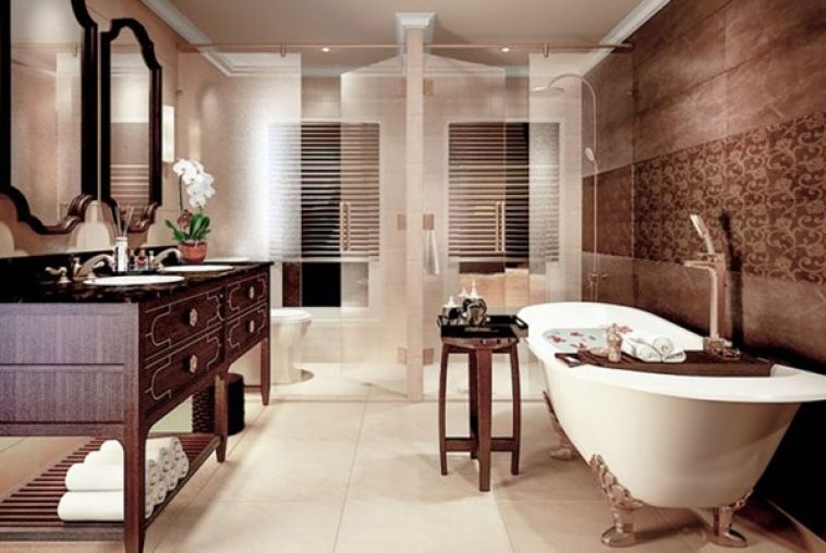 Inside-the-bathroom-on-the-Anouvong