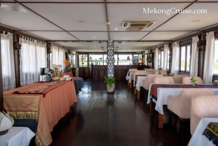 Neang-Neakii-Cruises-Dining-Area-700x470