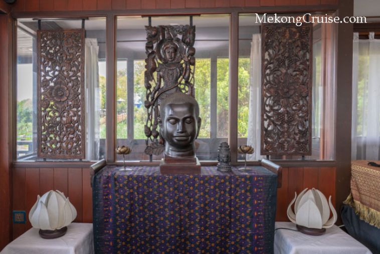 Neang-Neakii-Cruises-Interior-Design-700x470