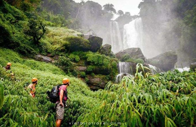 Luang Prabang - Khouang Si Waterfall  (B)