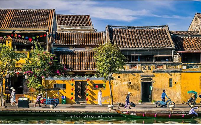 Hanoi - Danang – Marble Mountain & Hoi An Town - Danang (B)