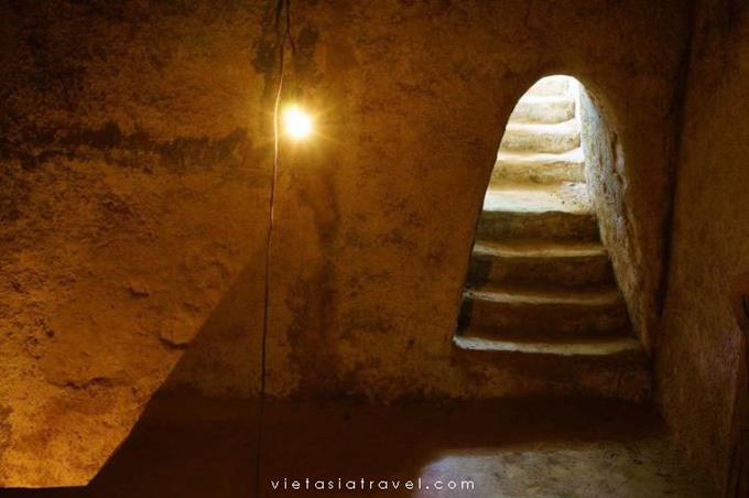 Saigon, Cuchi Tunnels (B)