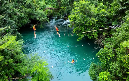 Dong Hoi Private Tour - Zipline Dark Cave & Phong Nha Cave  (B/L)