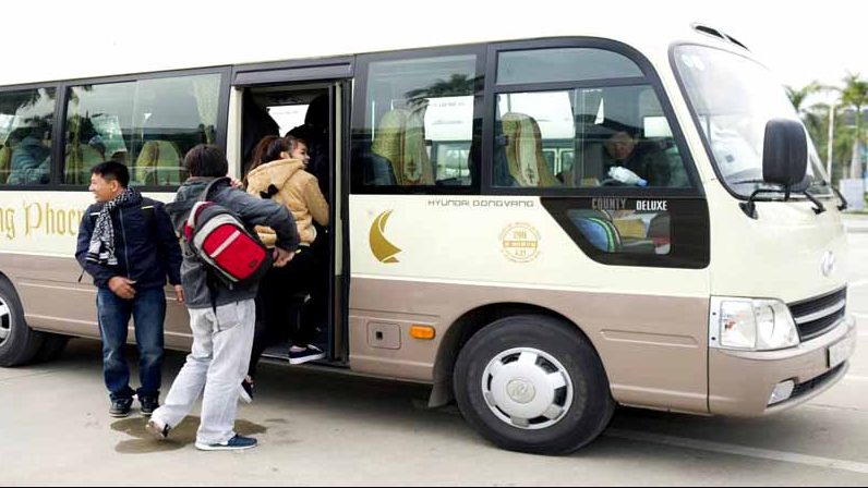 Hanoi To Halong Bay Best Ways To Get There VietAsia Travel   Hanoi Halong Shuttle Bus 