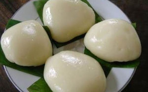 Baked Sticky Rice Cake with Red Bean Paste (红豆烤年糕)